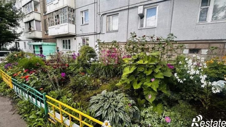 4-комн квартира Сергея Лазо, 28