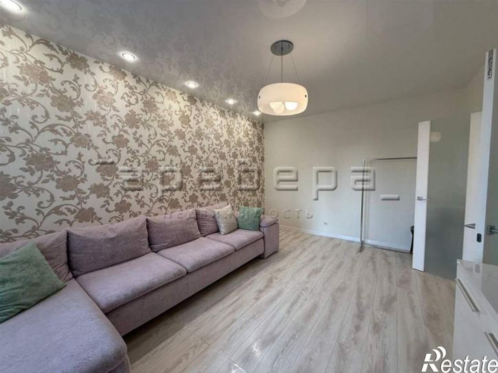 3-комн квартира Парусная, 12