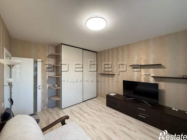 3-комн квартира Парусная, 12