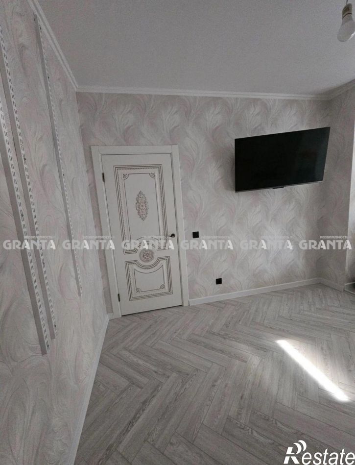 3-комн квартира ул Лесников, 53