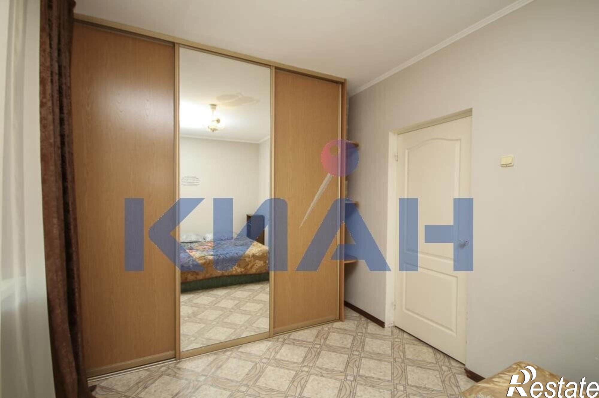 Купить квартиру за 8 100 000 рублей на Молокова ул., 58