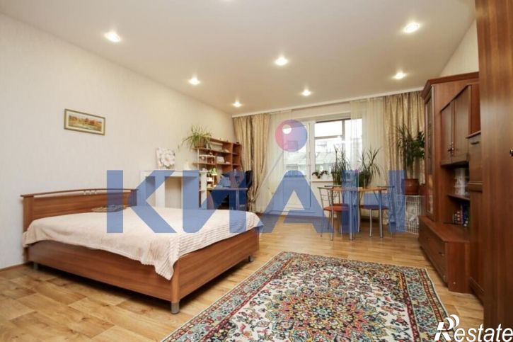 4-комн квартира Менжинского ул., 9, литера г