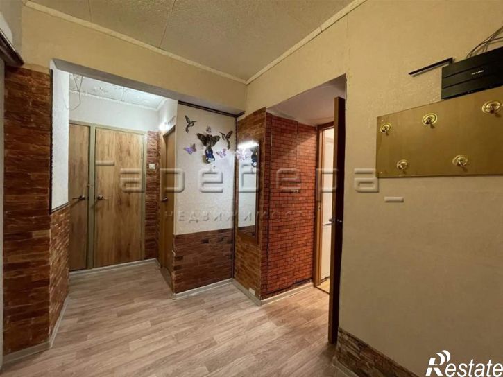 3-комн квартира Щорса, 67