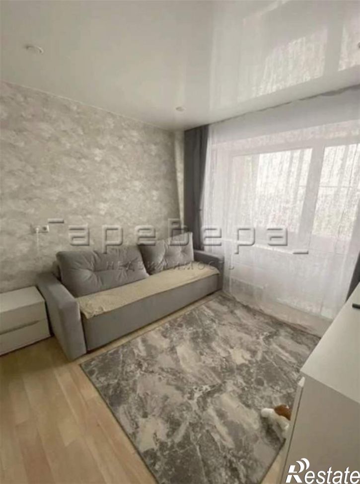 1-комн квартира Гусарова, 13