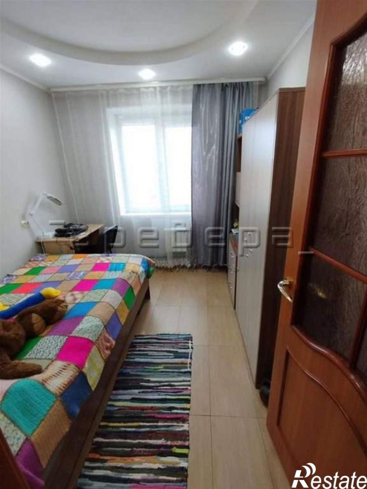2-комн квартира Петра Словцова, 12