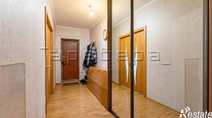 4-комн квартира 9 Мая, 21