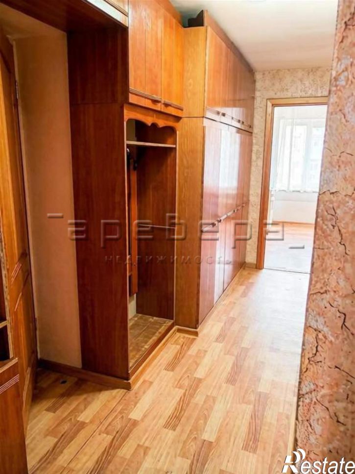 3-комн квартира Академика Киренского, 56
