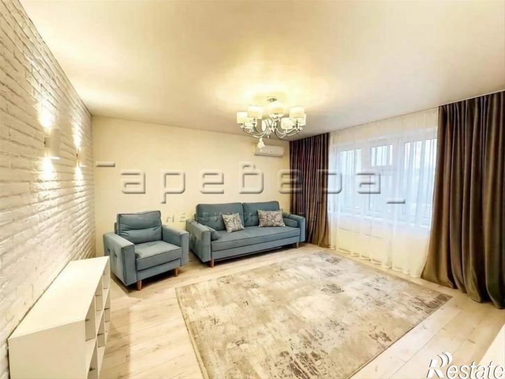2-комн квартира Елены Стасовой, 50а