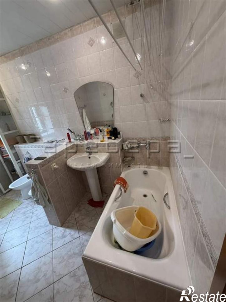 4-комн квартира им. газеты Красноярский Рабочий, 52