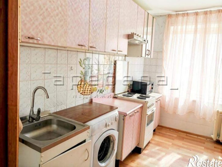 3-комн квартира Академика Киренского, 56