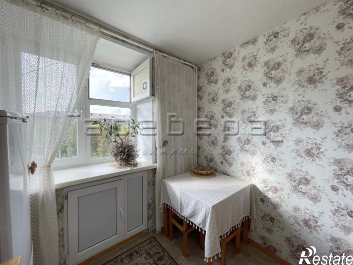 2-комн квартира Крупской, 3