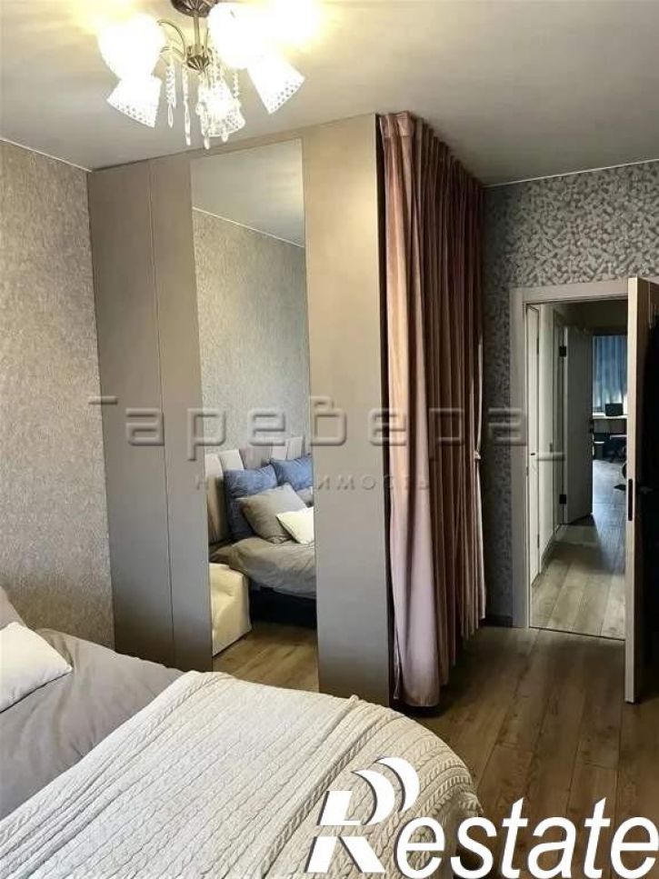 3-комн квартира Петра Ломако, 14