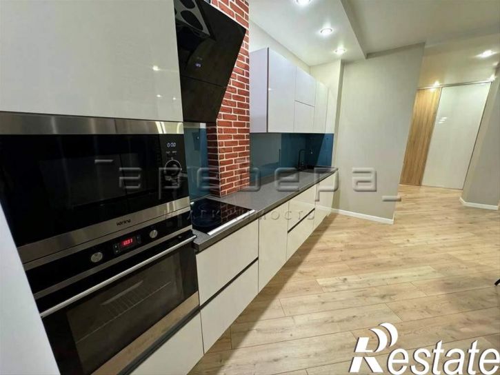 3-комн квартира Дмитрия Мартынова, 24