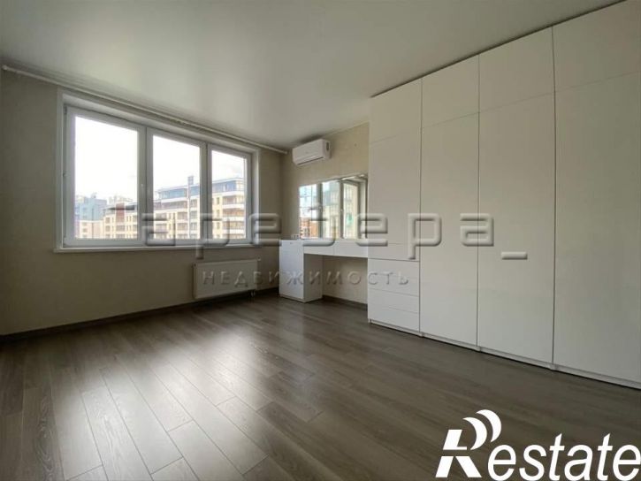 4-комн квартира Петра Ломако, 14
