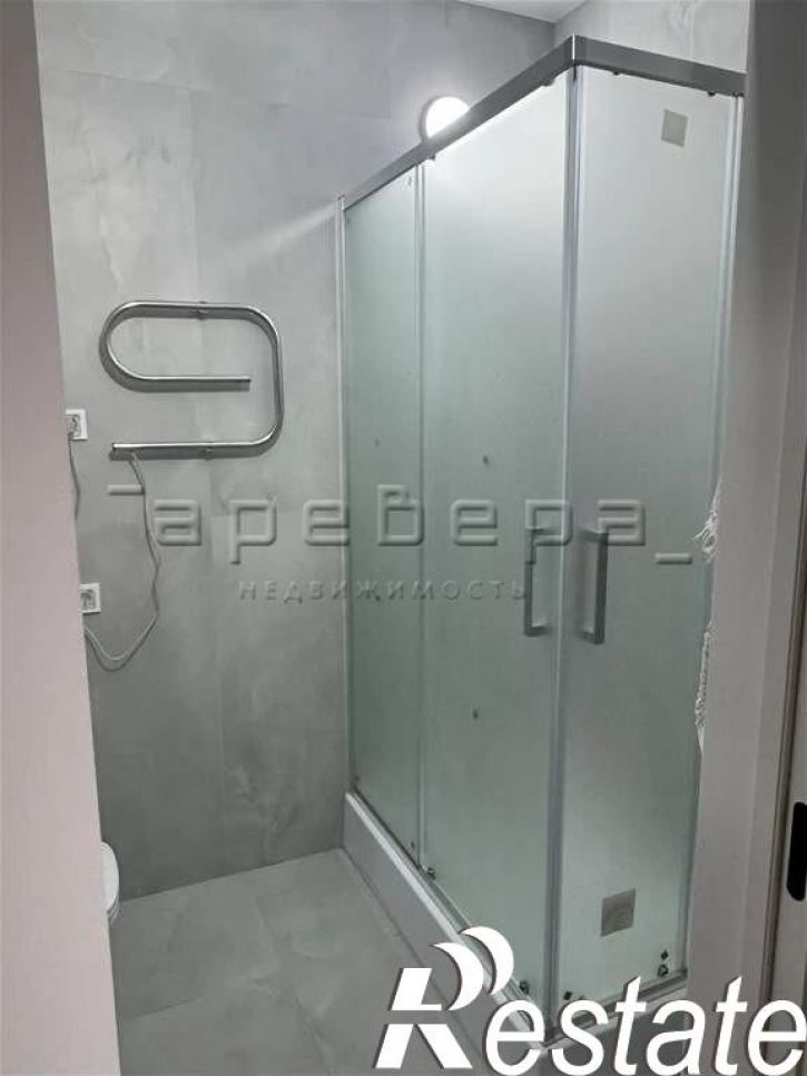 4-комн квартира Академгородок, 78