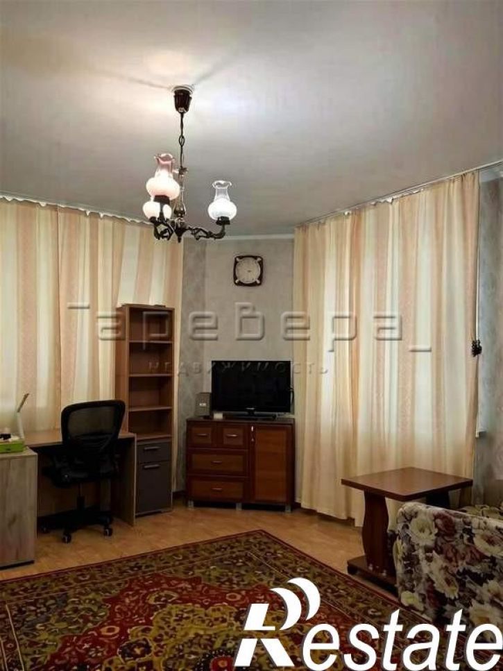 2-комн квартира Петрушина, 10