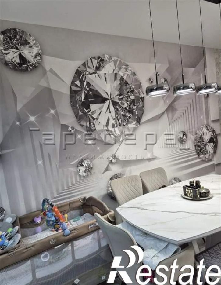 3-комн квартира Александра Матросова, 40