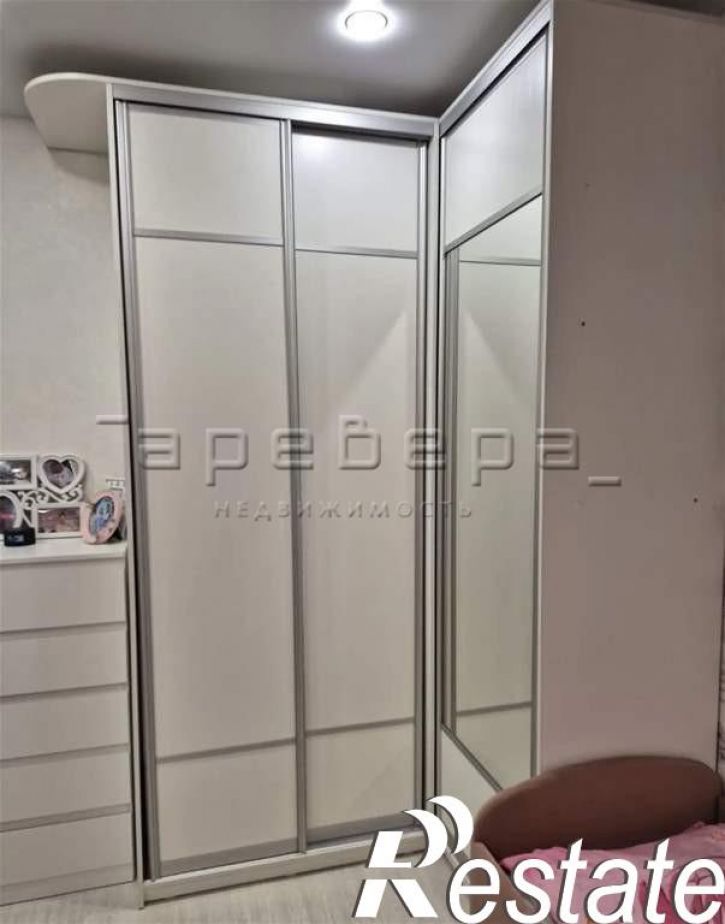 3-комн квартира Александра Матросова, 40