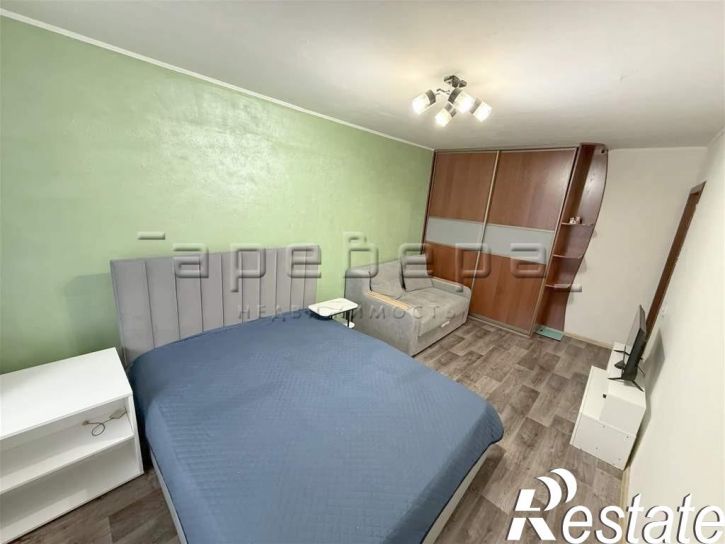 1-комн квартира Горького, 32