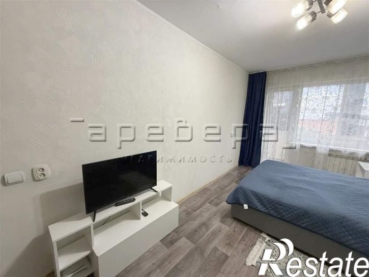 1-комн квартира Горького, 32