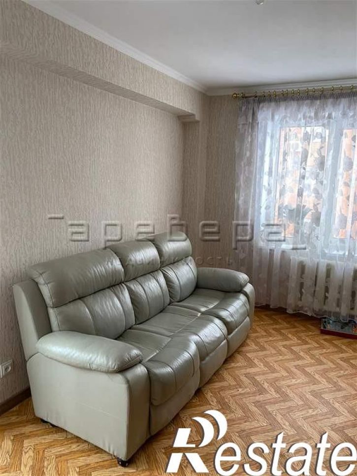 1-комн квартира Менжинского, 13