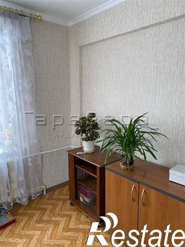 1-комн квартира Менжинского, 13