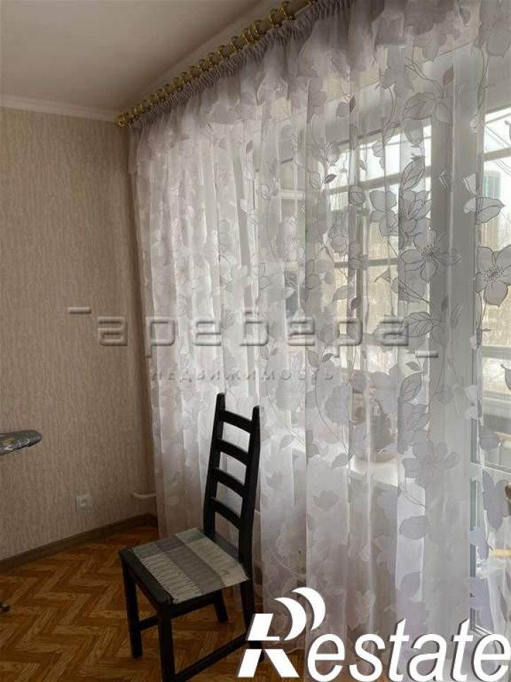 1-комн квартира Менжинского, 13