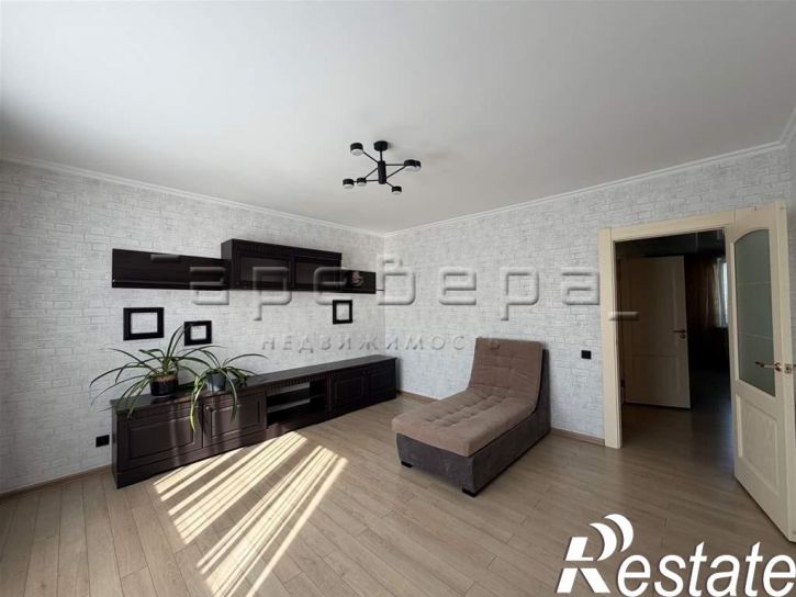 3-комн квартира Ботаническая, 22