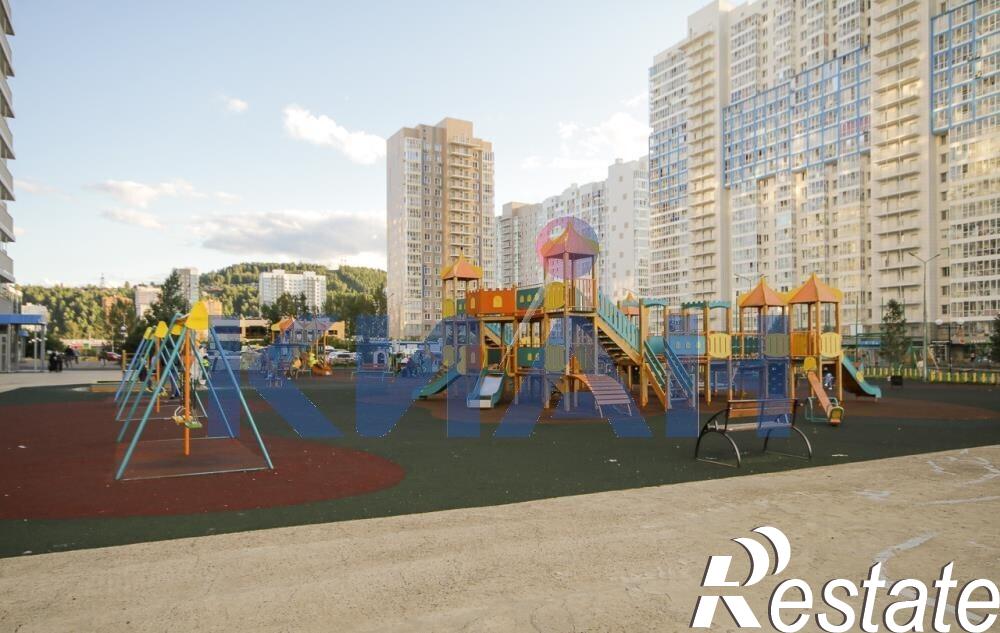 Купить квартиру за 15 000 000 рублей на Лесников ул., 23