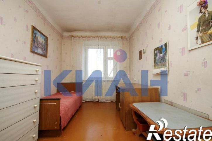Комната Высотная ул., 7