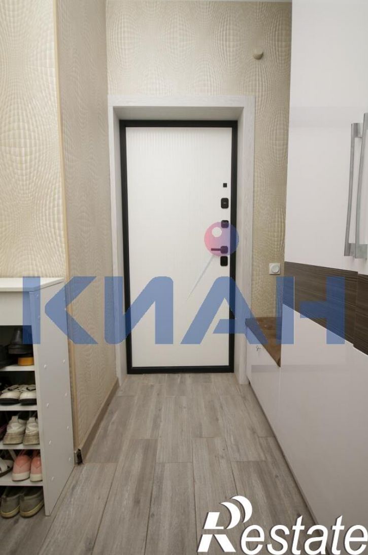 3-комн квартира Лесников ул., 23