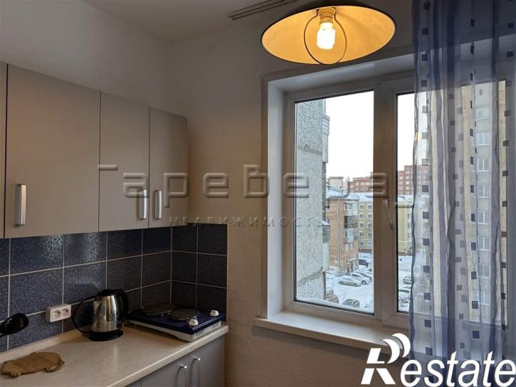 1-комн квартира Парижской Коммуны, 42а