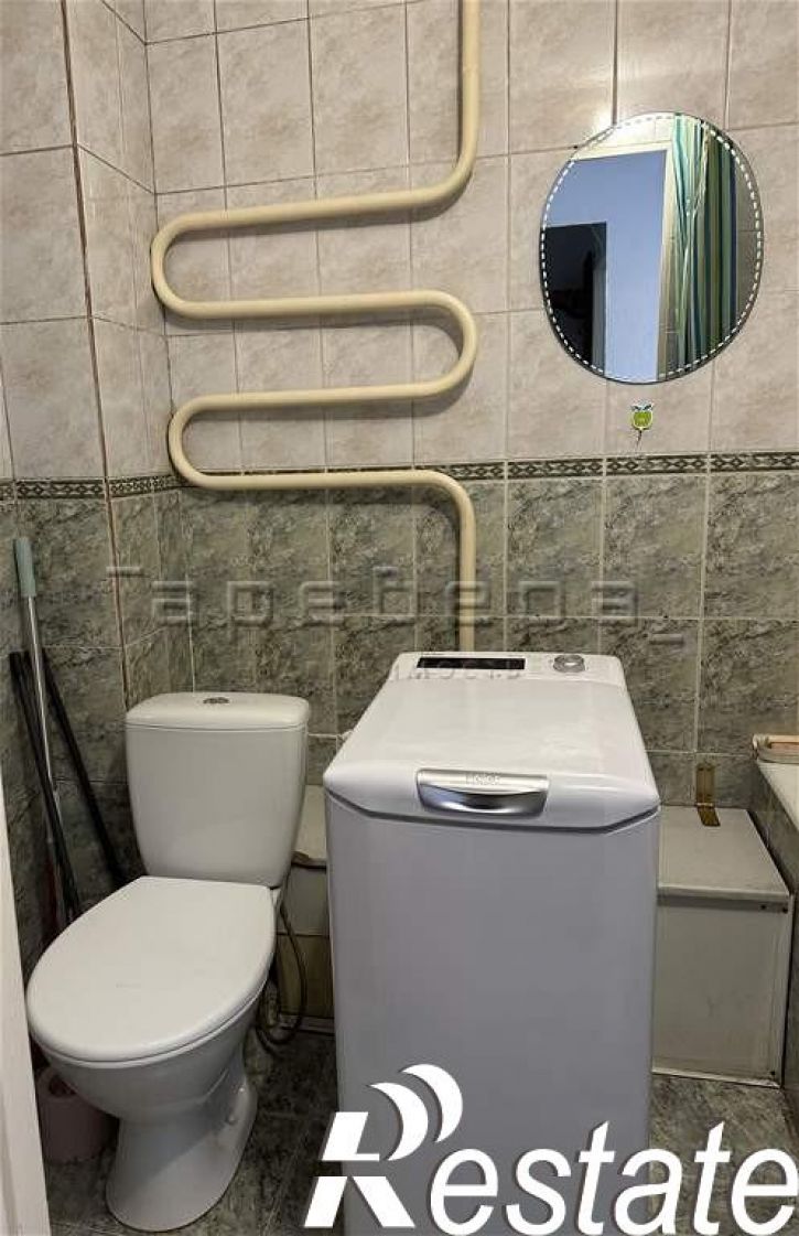1-комн квартира Парижской Коммуны, 42а