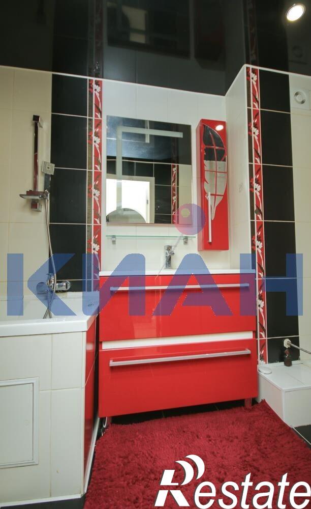 Купить квартиру за 10 100 000 рублей на Весны ул., 15