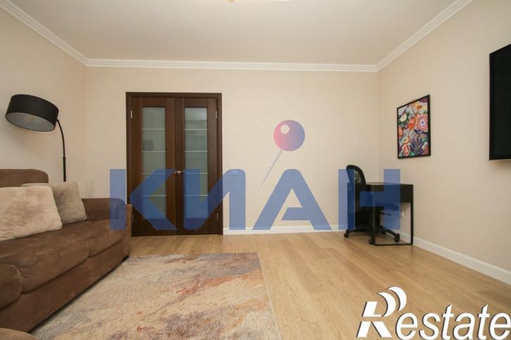 3-комн квартира 78 Добровольческой Бригады ул., 10
