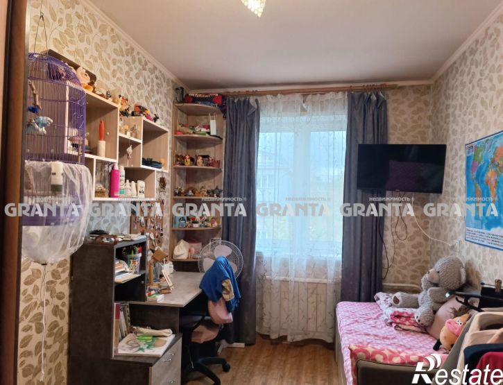 3-комн квартира ул Юшкова, 28Б