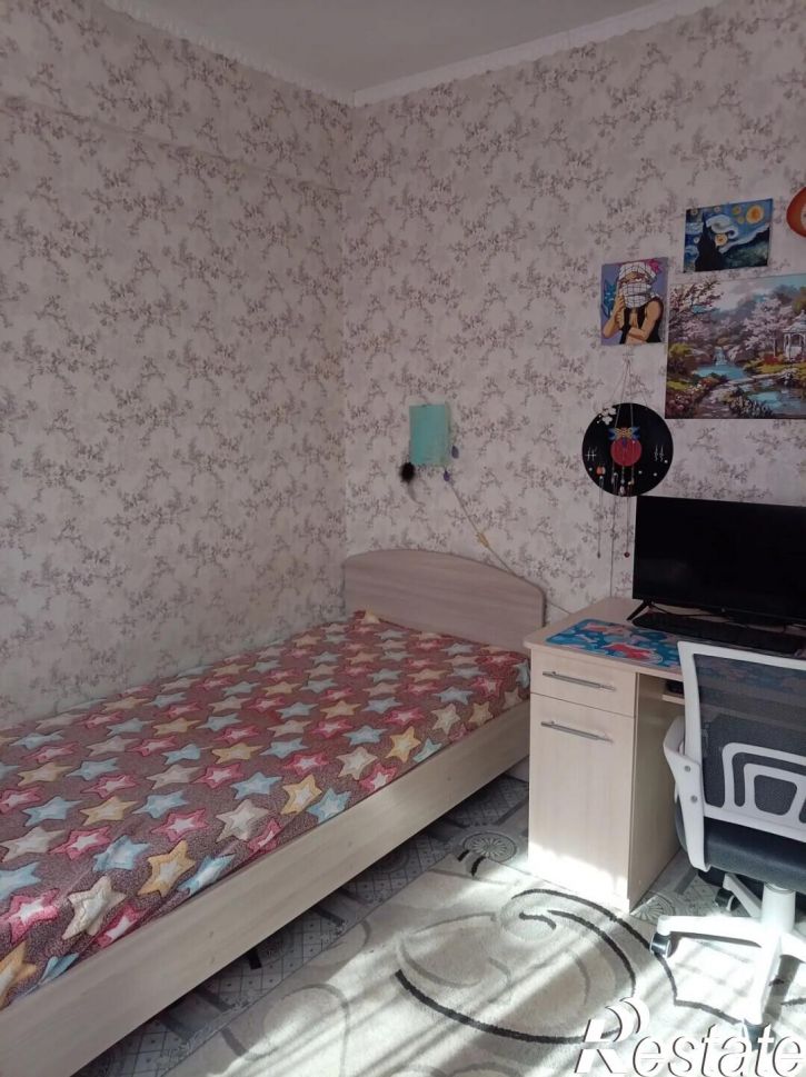 3-комн квартира Бийская ул., 8
