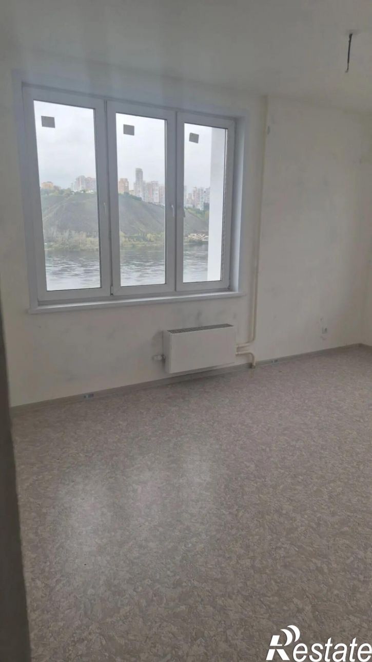 4-комн квартира Лесников ул., 59