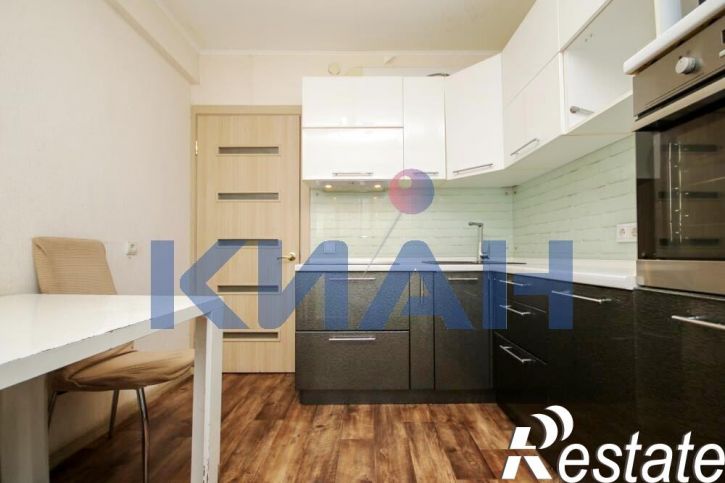2-комн квартира Караульная ул., 40