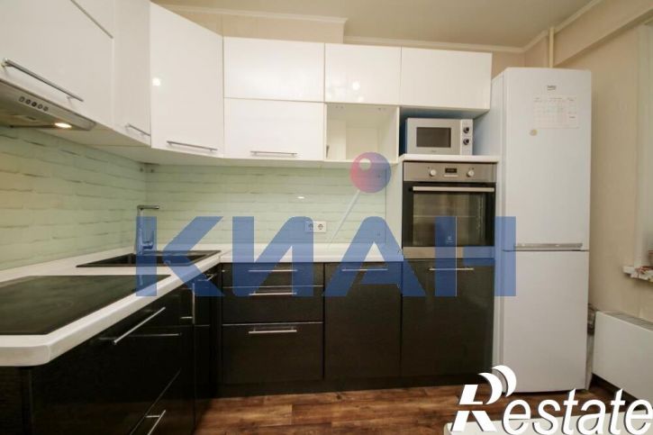 2-комн квартира Караульная ул., 40