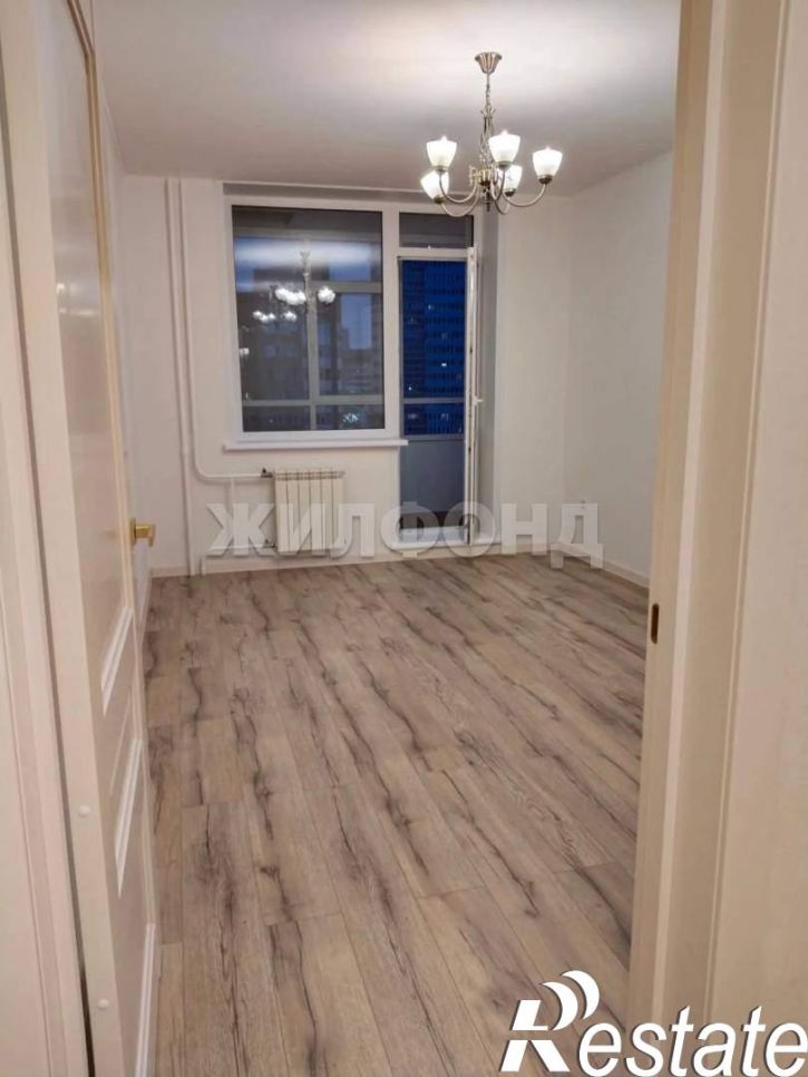 2-комн квартира Авиаторов улица, д.42