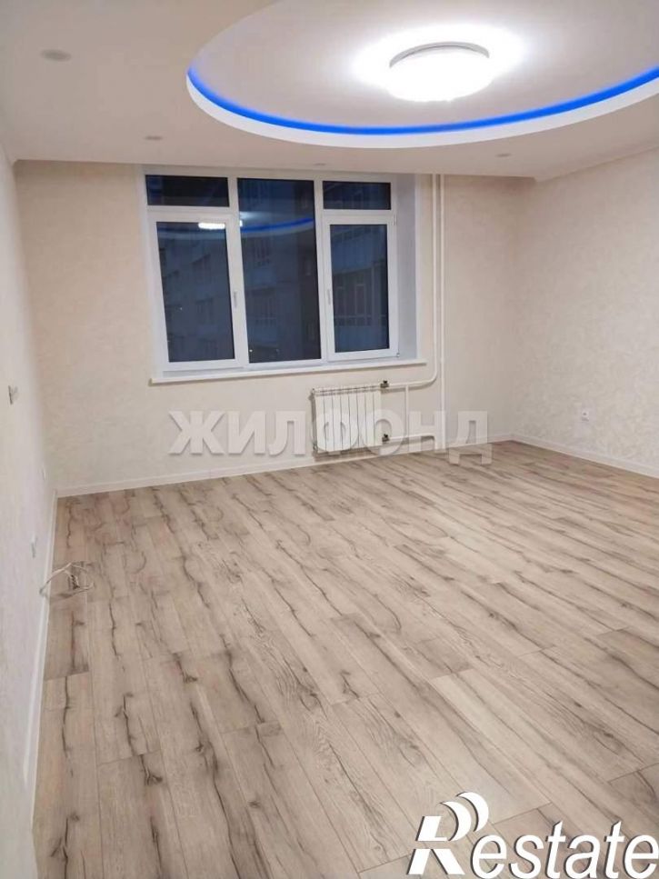 2-комн квартира Авиаторов улица, д.42