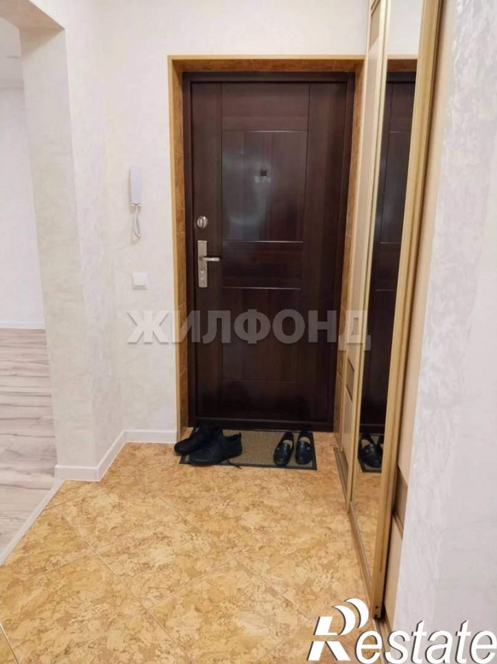 2-комн квартира Авиаторов улица, д.42