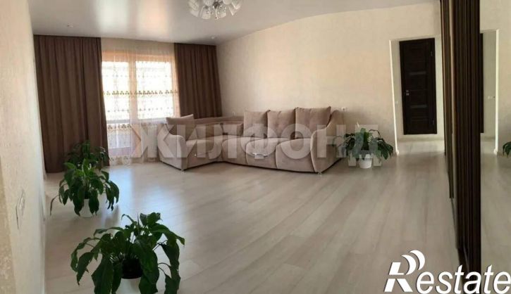 3-комн квартира Алексеева улица, д.25