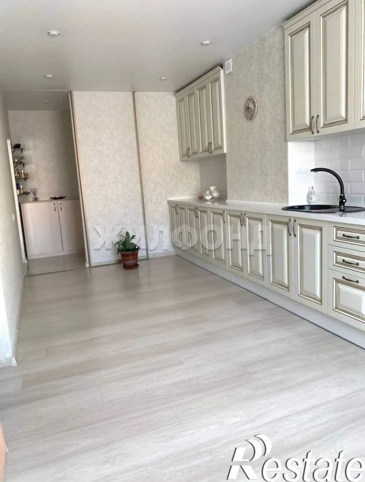 3-комн квартира Алексеева улица, д.25