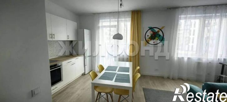 4-комн квартира Авиаторов улица, д.43а