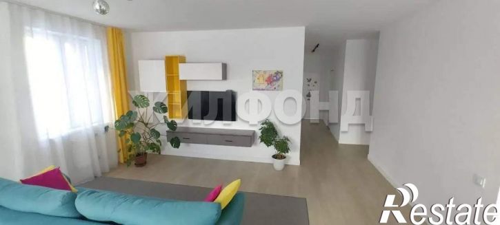 4-комн квартира Авиаторов улица, д.43а