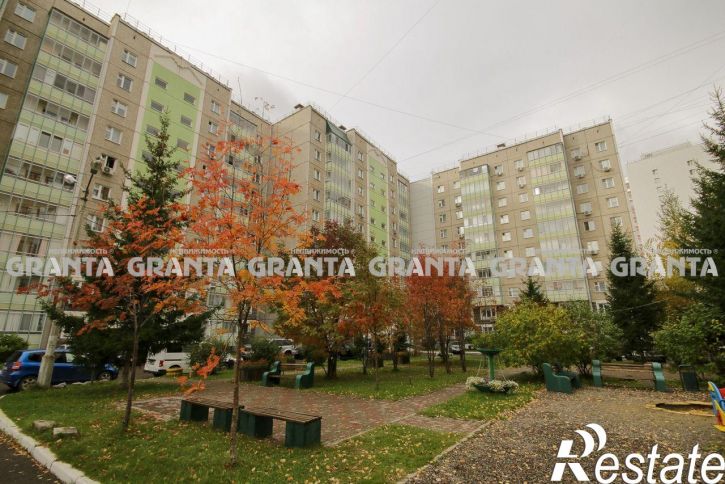 3-комн квартира ул Карамзина, 9