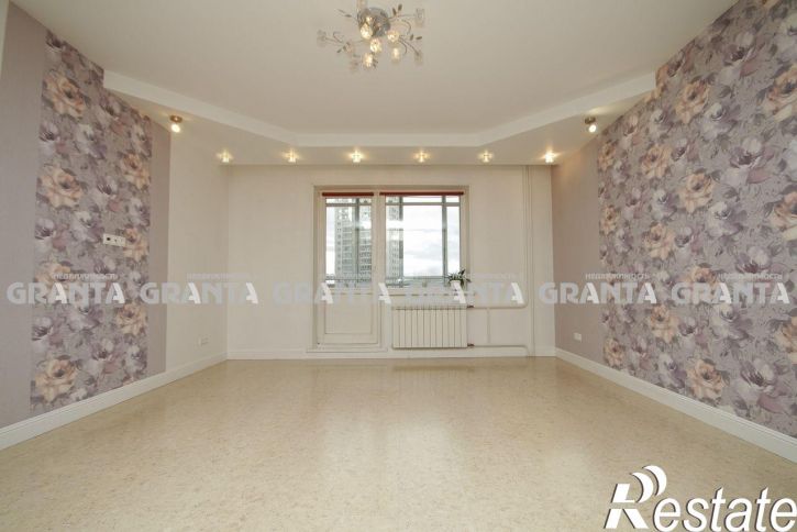 3-комн квартира ул Карамзина, 9