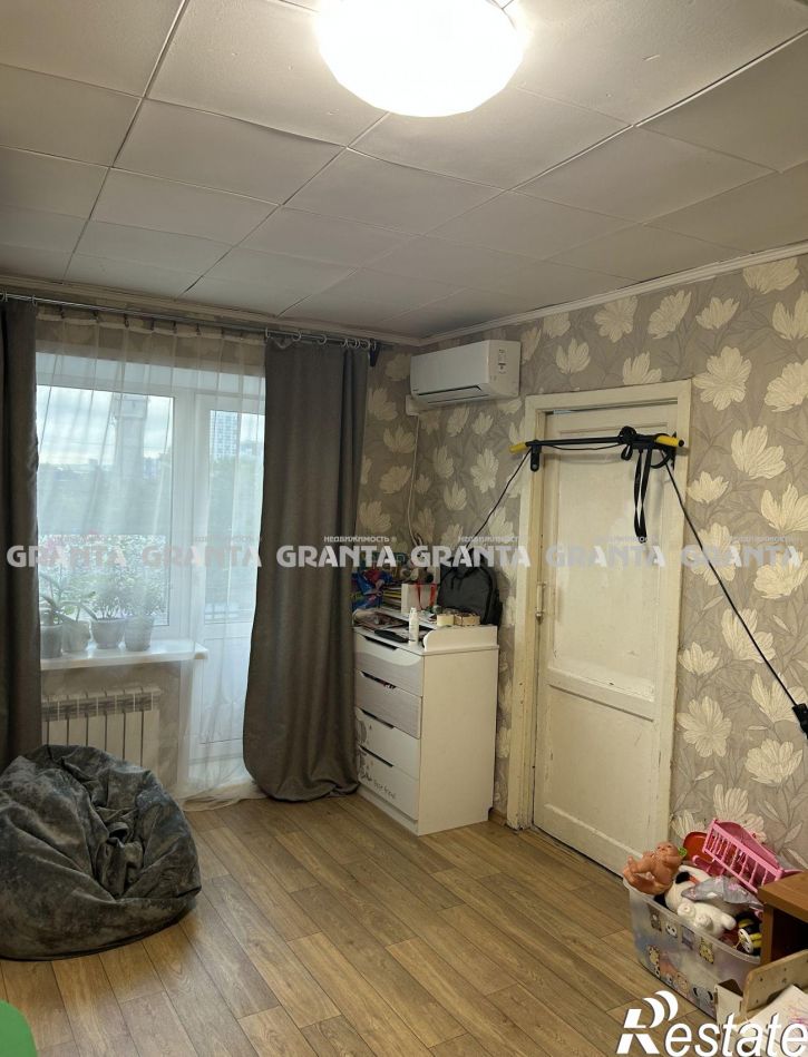 2-комн квартира ул Щорса, 1